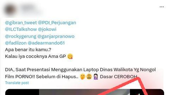 Di media sosial X/Twitter, muncul hoaks yang mengatakan Gibran Rakabuming Raka tidak sengaja putar video porno saat presentasi. Jangan termakan ya, detikers.