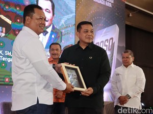 Buku Poso di Balik Operasi Madago Raya Resmi Diluncurkan