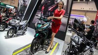 Garansi lima tahun tersebut tanpa batas jarak tempuh. Namun, garansi itu hanya berlaku untuk unit kendaraan yang dibeli sejak hari ini, Rabu (25/10). Selain eSAF, masa jaminan tersebut juga berlaku untuk rangka-rangka Honda lainnya.