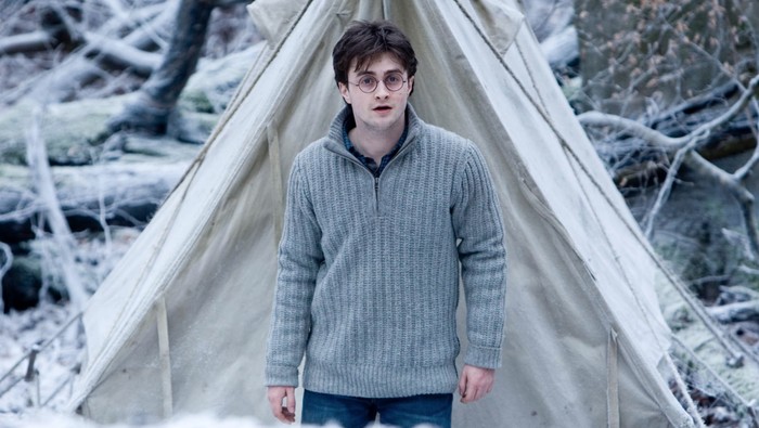 Daniel Radcliffe Cuplikan adegan Daniel Radcliffe di Harry Potter and the Deathly Hallows: Part 1.