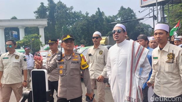 Demo bela Palestina di Tugu Kujang, Kota Bogor.