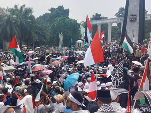 Ada Demo Bela Palestina di Tugu Kujang Bogor, Polisi Atur Lalin