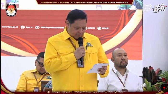 Didit Hediprasetyo (baju putih)