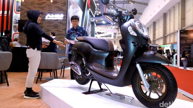 Honda Scoopy terbaru 2023 hadir di IMOS 2023.