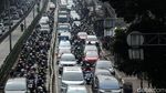 Jalan Sultan Agung Manggarai Macet Jelang Pendaftaran Prabowo-Gibran