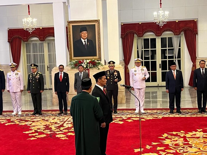 Jokowi lantik Amran Sulaiman jadi Mentan (Eva/detikcom)