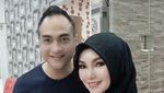 Keseruan Tanty Octavia, Teman Dekat Ferry Irawan Saat Kulineran