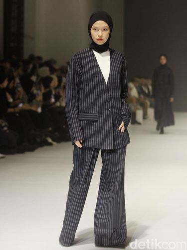 Koleksi Saba Modest di JFW 2024