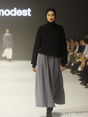 Koleksi Saba Modest di JFW 2024
