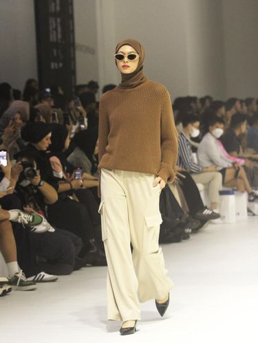 Koleksi Saba Modest di JFW 2024