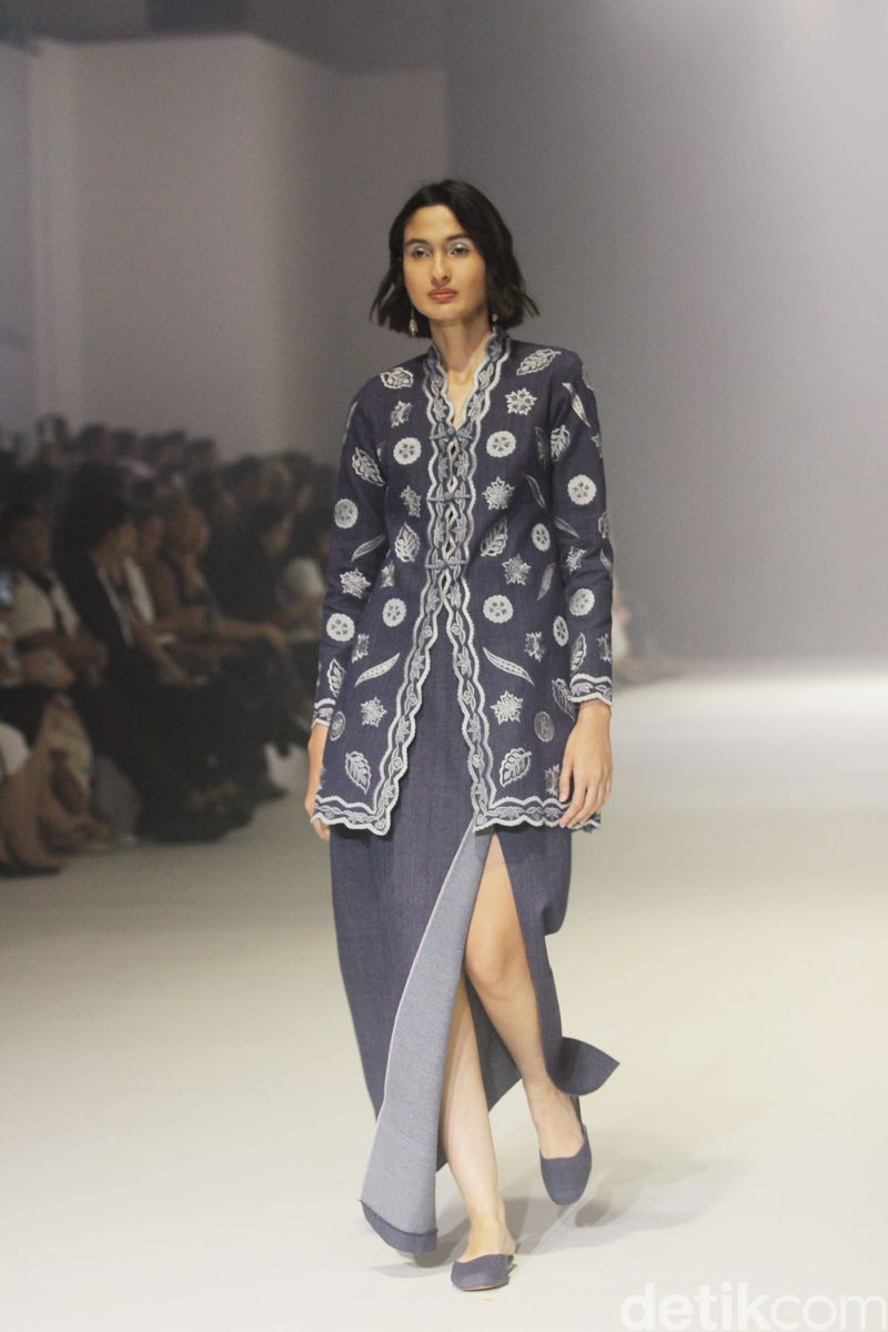 Koleksi Sejauh Mata Memandang di JFW 2024