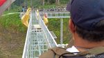 Potret TKP Jembatan Kaca The Geong Banyumas Pecah Tewaskan Wisatawan