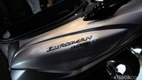 Berdasarkan pengujian WMTC, motor matik itu punya konsumsi bahan bakar yang luar biasa irit, yakni 52,6 km/liter.   