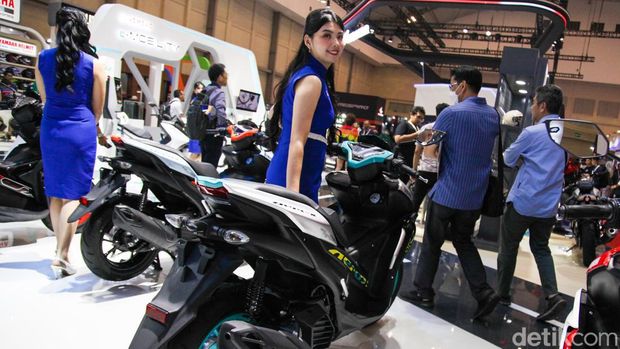 Mejeng di IMOS 2023, Yamaha Aerox Tampil Lebih Fresh!