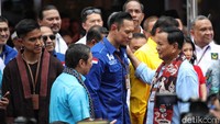 Pendaftaran pasangan Prabowo dan Gibran ditemani para ketua umum partai koalisi. 