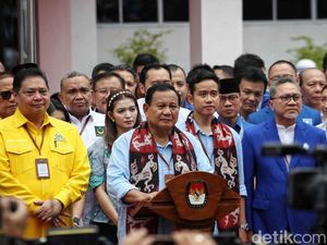 Momen Koalisi Indonesia Maju Kumpul di KPU Dukung Prabowo-Gibran