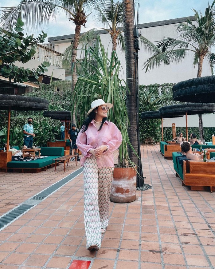 Nindy Ayunda Nindy Ayunda