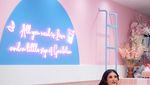 Serunya Momen Nindy Ayunda saat Kulineran di Luar Negeri