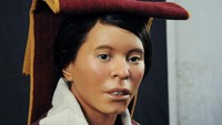 Mumi gadis tersebut ditemukan pada tahun 1995 di ketinggian lebih dari 6.000 meter di gunung berapi Ampato yang tertutup salju.  