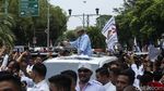 Potret Prabowo Bertopi Koboi Usai Daftar Capres di KPU
