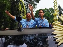 Prabowo-Gibran Daftar ke KPU Naik Mobil Maung Buatan Indonesia