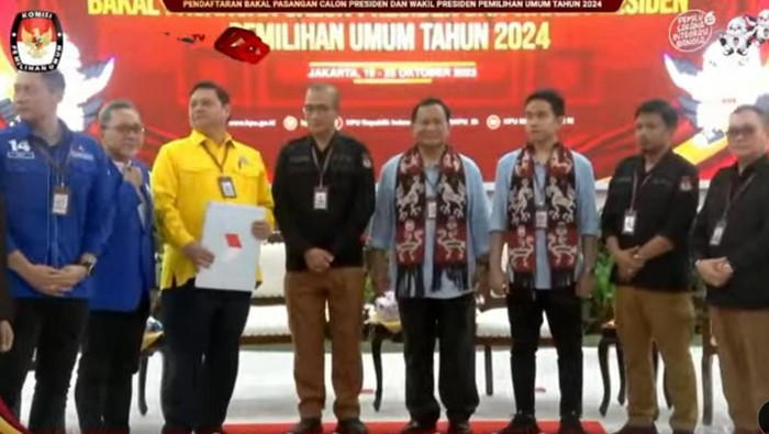 Prabowo dan Gibran resmi daftar ke KPU