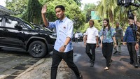 Prabowo dan Gibran direncanakan ke Indonesia Arena, GBK, sebelum mendaftar ke KPU. Mereka akan berangkat dari kediaman Prabowo, Jalan Kertangera IV, Jakarta Selatan.  