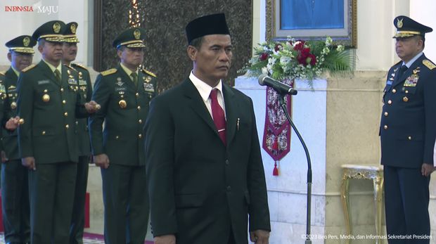Presiden Joko Widodo Mengangkat Andi Amran Sulaiman sbg mentan dlm sisa masa jabatan tahun 2019 2024. (Tangkapan Layar Youtube Sekretariat Presiden)