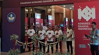 Berlangsung di Golden Ballroom, The Sultan Hotel & Residence Jalan Gatot Subroto, Jakarta Pusat, akan banyak kegiatan yang akan dilaksanakan dalam KBI XII tahun ini dari acara pembukaan, persidangan, pergelaran Seni dan Sastra, hingga Pameran Kebahasaan dan Kesastraan.