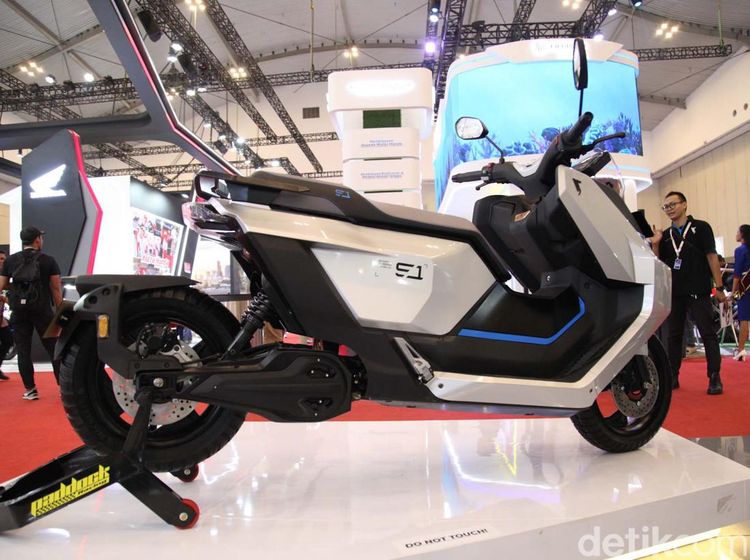 Savart Rilis Motor Listrik S-1, Mirip BMW CE 04?