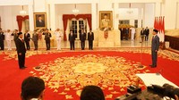Presiden Joko Widodo (Jokowi) resmi melantik Amran Sulaiman sebagai Menteri Pertanian, Rabu (25/10/2023). Posisi jabatan tersebut sebelumnya kosong setelah Syahrul Yasin Limpo mengundurkan diri karena terjerat kasus korupsi. 