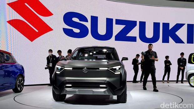 Suzuki eVX resmi diperkenalkan di Japan Mobility Show 2023.