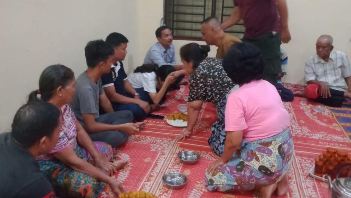 Tradisi Mangapuli masyarakat Batak Toba. (Istimewa)
