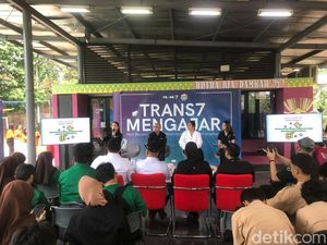 Trans7 Mengajar Hadir di Jakbar, Ajarkan Milenial Cuan dari Konten Digital