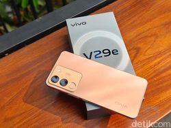 Unboxing Vivo V29e: HP Berpenampilan Mewah Harga Terjangkau