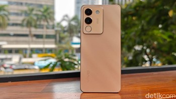 Vivo V29e disokong Snapdragon 695 dan RAM 12 GB. Foto: Adi Fida Rahman/detikINET