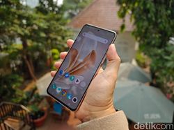 Unboxing Vivo V29e: HP Berpenampilan Mewah Harga Terjangkau