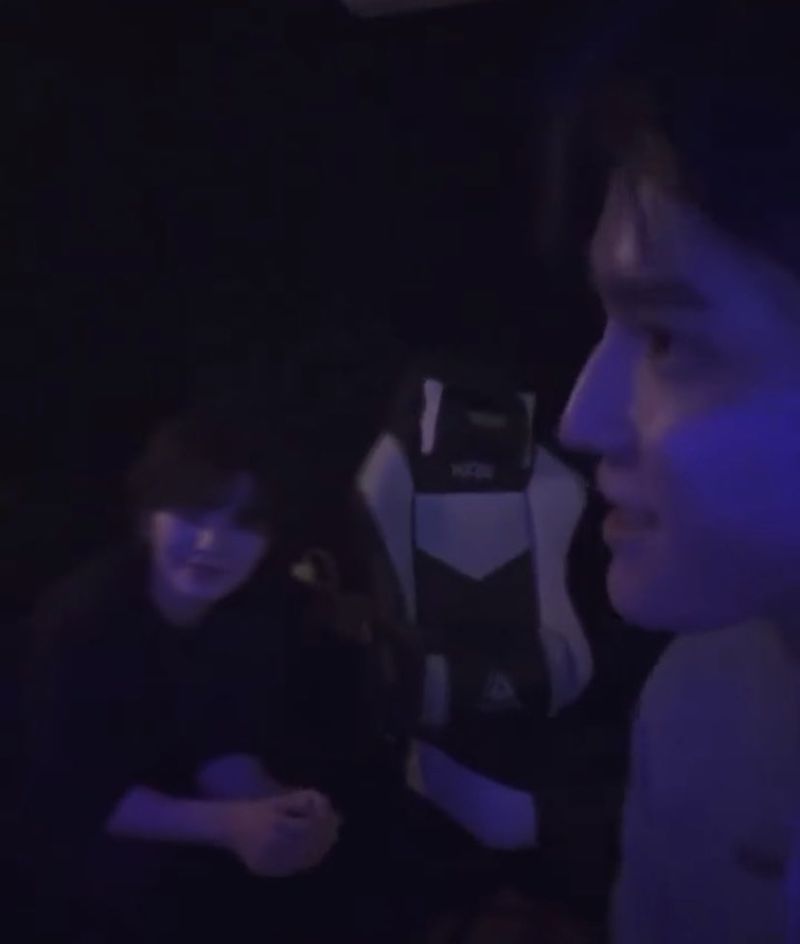 Woozi SEVENTEEN muncul dalam live Instagram Taeyong NCT