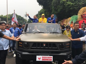 Naik Maung, Zulhas & Ketum Partai KIM Dampingi Prabowo-Gibran ke KPU