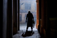 Halloween akan hadir dalam waktu dekat. Nah untuk menambah suasana mencekam saat malam Halloween, gimana kalau nonton film horor di Netflix ini.