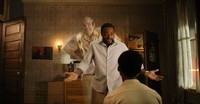 Halloween akan hadir dalam waktu dekat. Nah untuk menambah suasana mencekam saat malam Halloween, gimana kalau nonton film horor di Netflix ini.