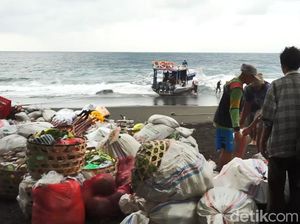 Pengiriman Barang Lewat Pelabuhan Rakyat Klungkung Naik 2 Kali Lipat