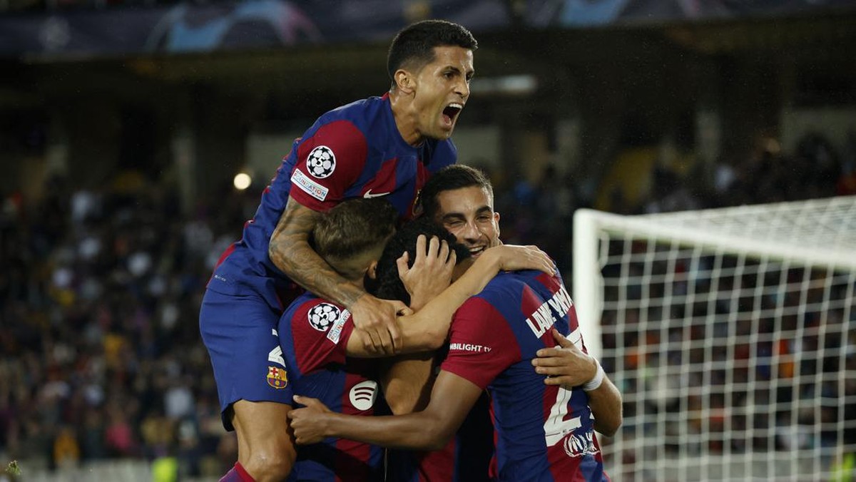 Barcelona belum terkalahkan di Liga Champions musim ini. Foto: REUTERS/ALBERT GEA