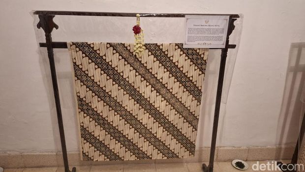 Batik motif Parang Barong salah satu koleksi Museum Ambarrukmo, Sleman, DIY. Foto diunggah pada Kamis (26/10/2023).
