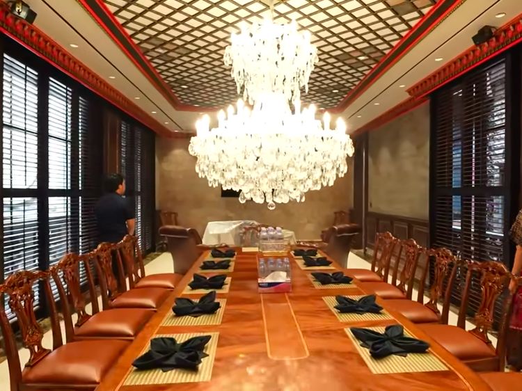 Wow! Begini Tampilan Dapur Rumah Andika Perkasa yang Super Mewah