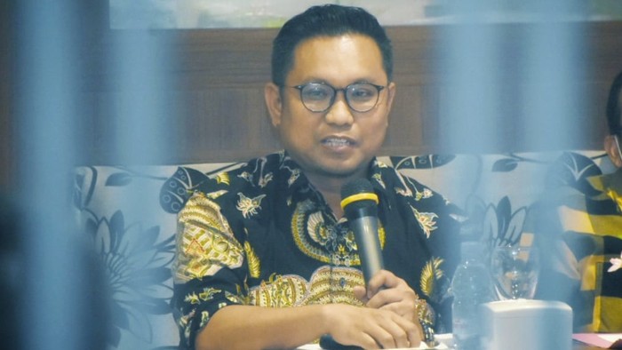 Direktur Lembaga Riset Nurani Strategic Nurmal Idrus.