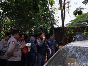 Sempat Ada Ancaman Bunuh Diri, Eksekusi Rumah Pendiri Arema Ditunda