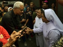 Ganjar Pranowo Kunjungi Keuskupan Tanjungkarang Lampung