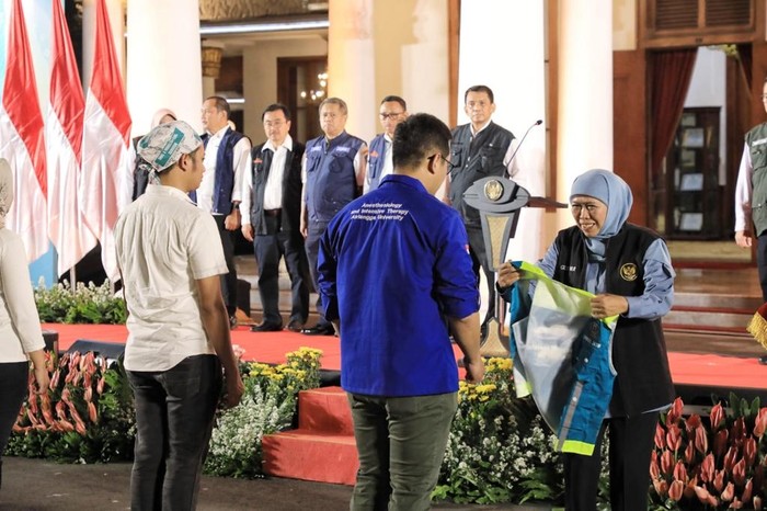 Gubernur Jawa Timur Khofifah Indar Parawansa