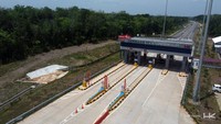 Tol Indralaya-Prabumulih membentang sepanjang 64,5 kilometer.  